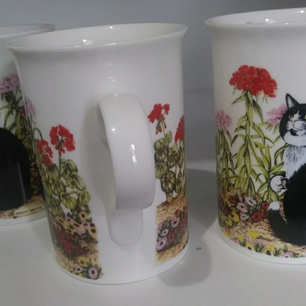 Vintage Black & White Tuxedo Cat Floral Ceramic Mugs SET OF 4